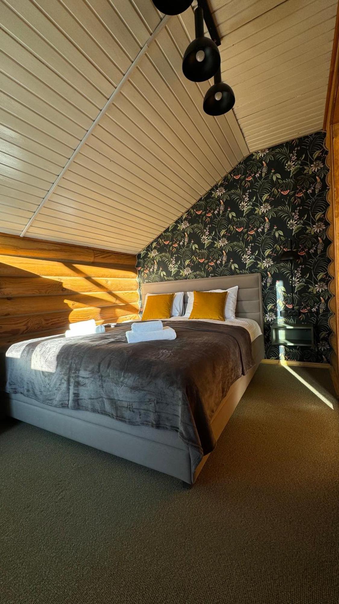 Hotel Krucha Bukovel Esterno foto